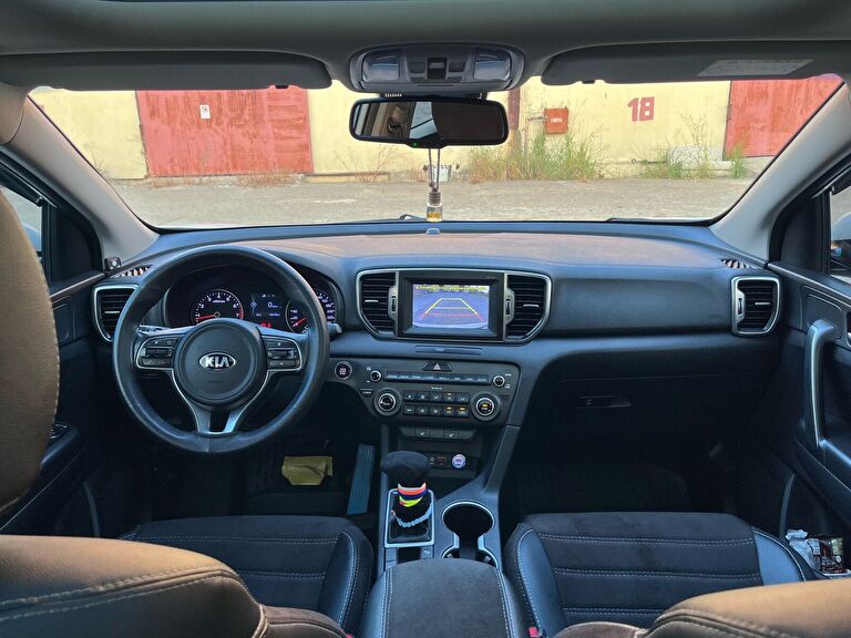 KIA SPORTAGE