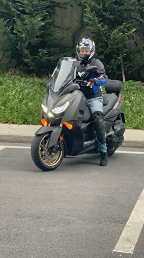 Yamaha X-Max 400 Tech Max