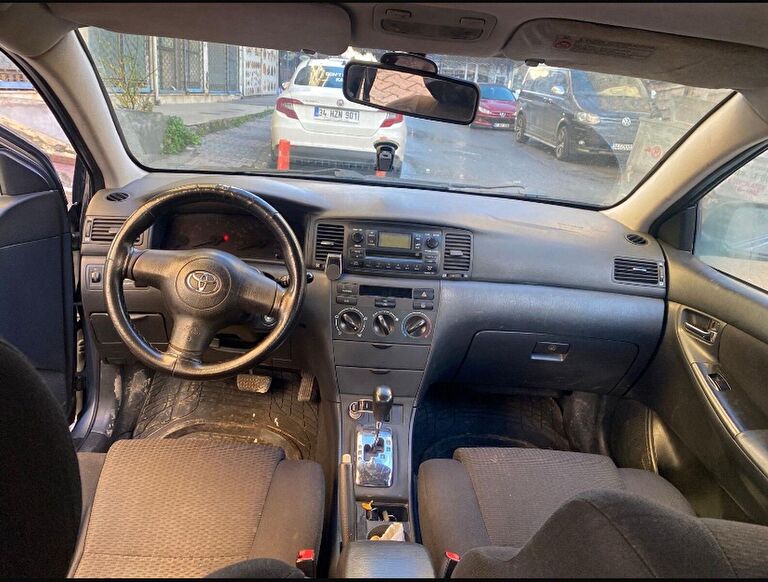 TOYOTA COROLLA
