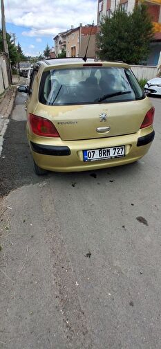 PEUGEOT 307