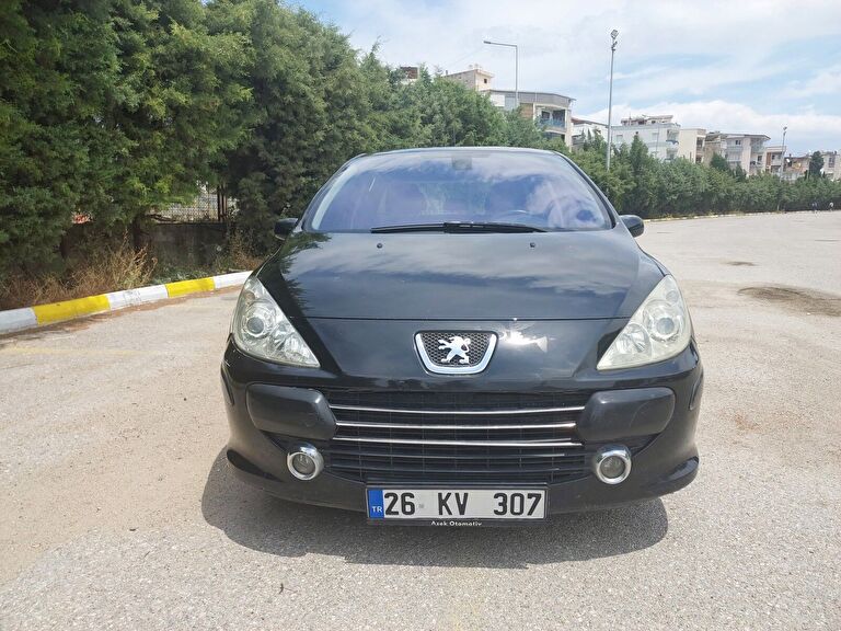 PEUGEOT 307