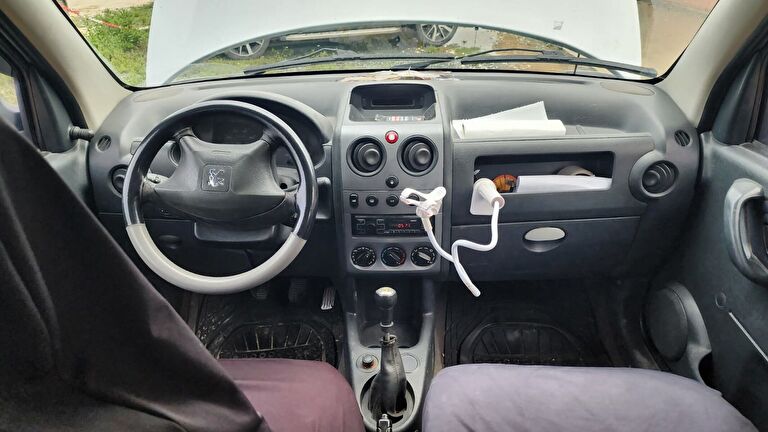 PEUGEOT PARTNER