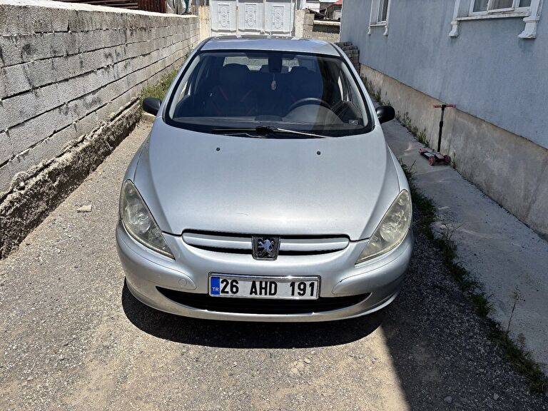 PEUGEOT 307