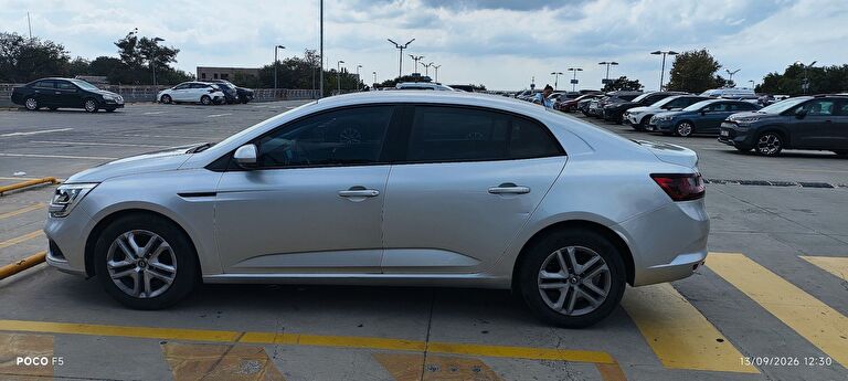 RENAULT MEGANE