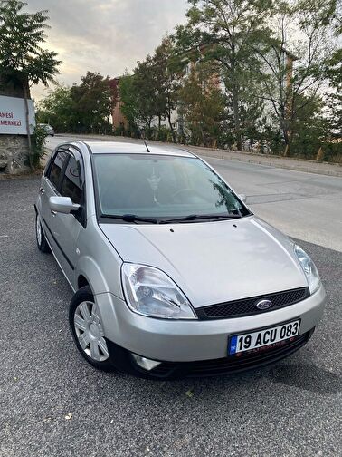 FORD FIESTA