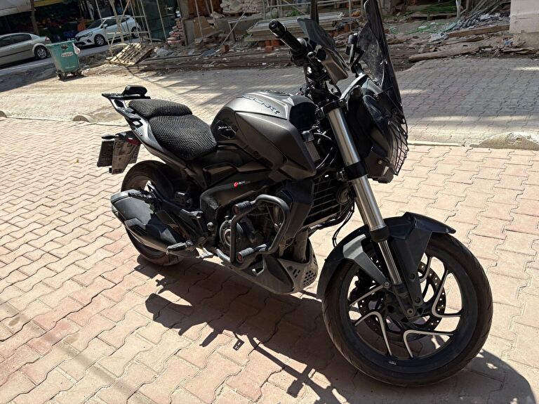 Bajaj Dominar 400 UG