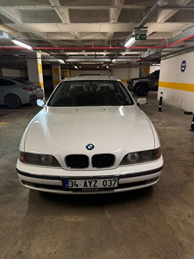 BMW 5 SERISI