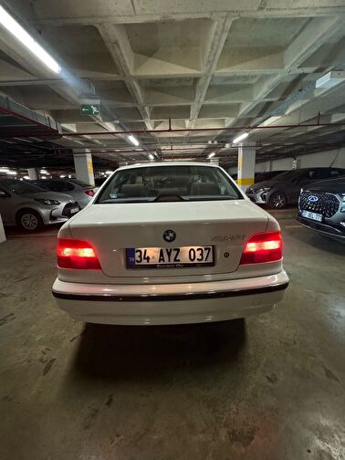 BMW 5 SERISI