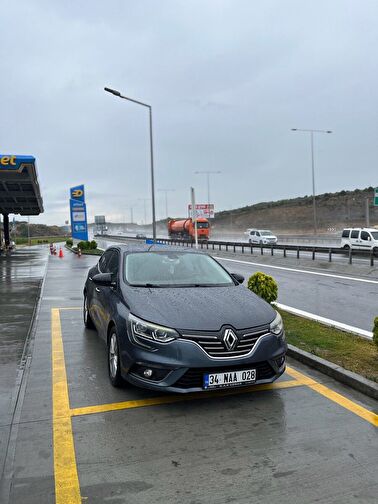 RENAULT MEGANE
