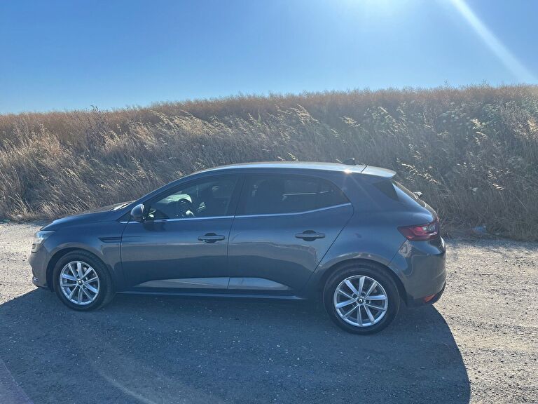 RENAULT MEGANE