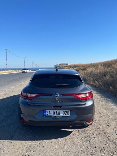 RENAULT MEGANE
