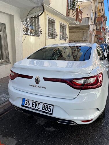 RENAULT MEGANE