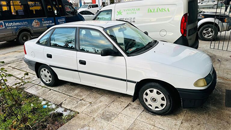 OPEL ASTRA