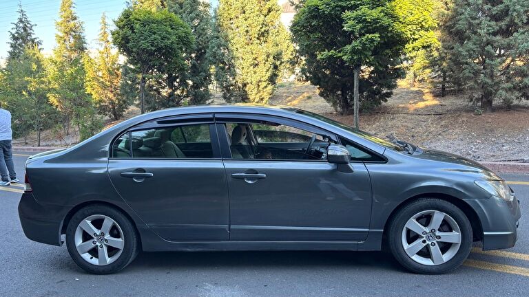 HONDA CIVIC