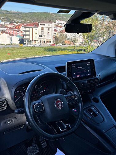 FIAT DOBLO COMBI