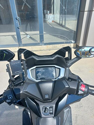 Honda Forza 250 (NSS250)