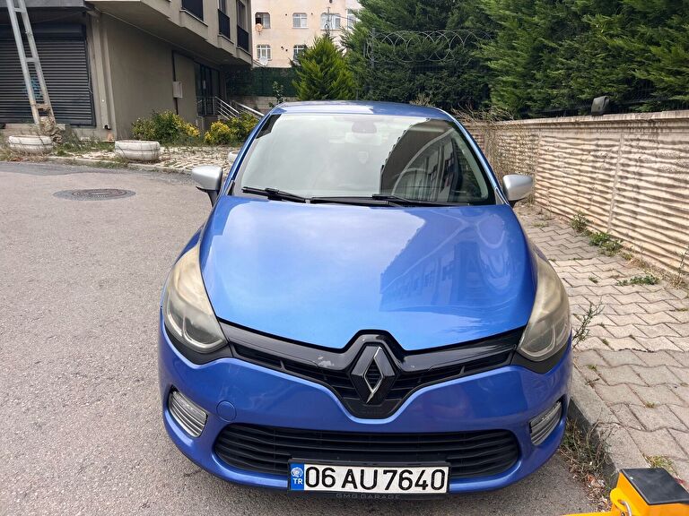 RENAULT CLIO