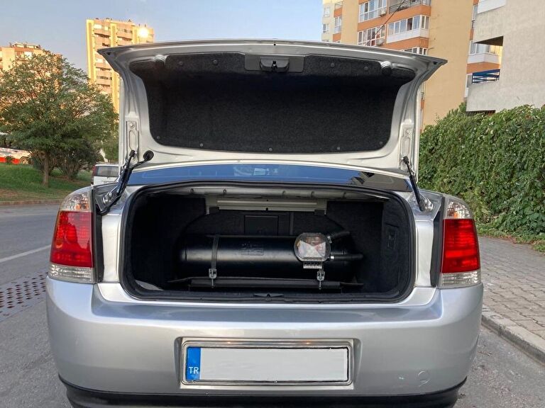 OPEL VECTRA