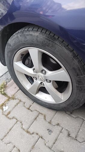 MAZDA MAZDA3