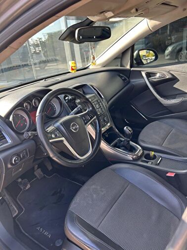 OPEL ASTRA