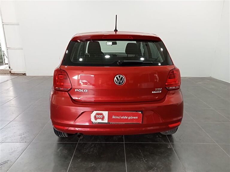 VOLKSWAGEN POLO