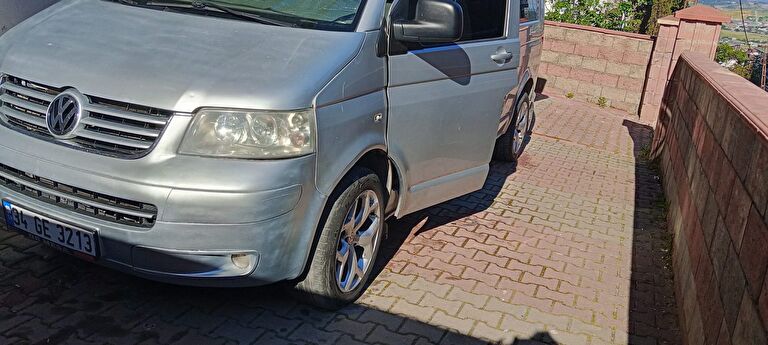 VOLKSWAGEN CARAVELLE
