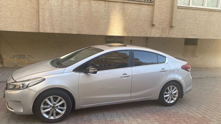 KIA CERATO