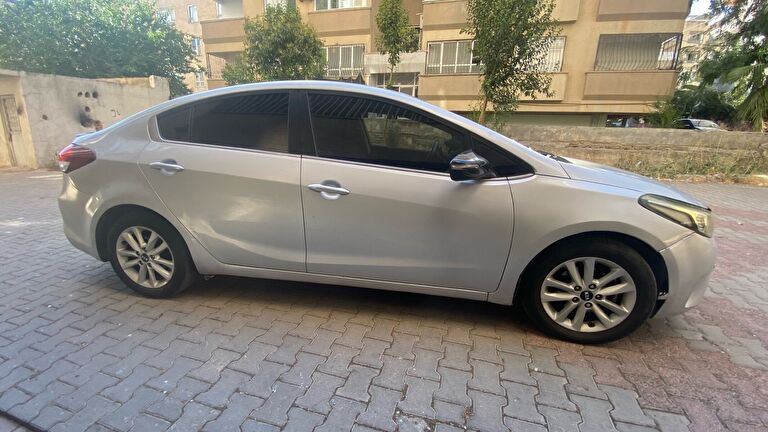 KIA CERATO
