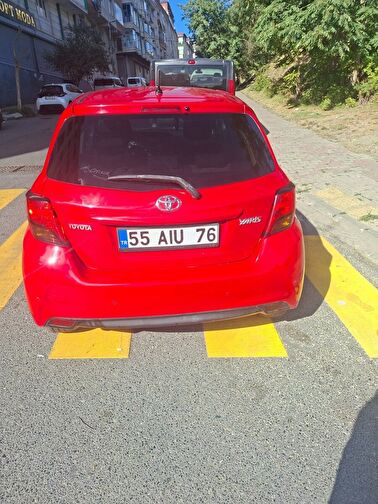 TOYOTA YARIS