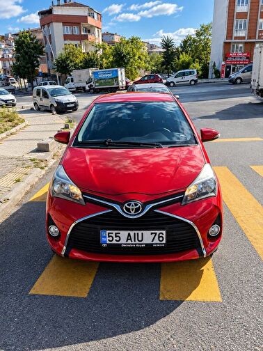TOYOTA YARIS