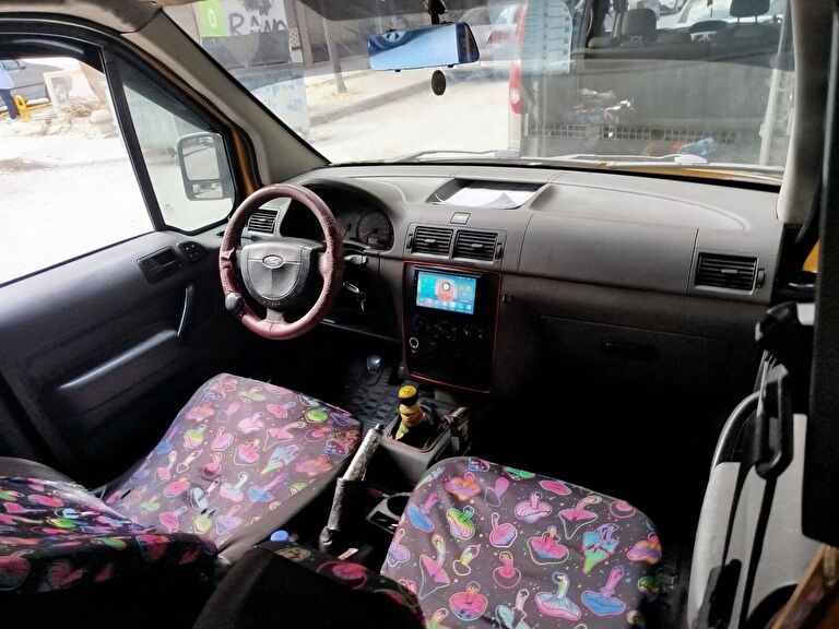 FORD TRANSIT CONNECT