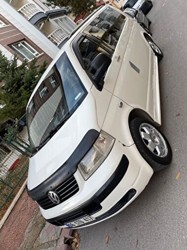 VOLKSWAGEN TRANSPORTER