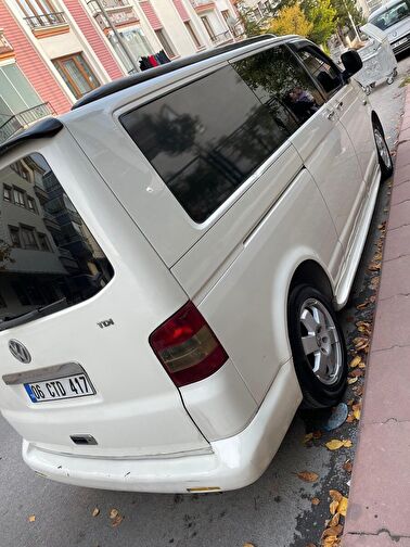 VOLKSWAGEN TRANSPORTER