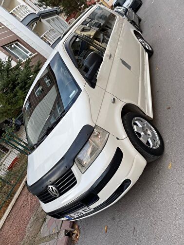 VOLKSWAGEN TRANSPORTER