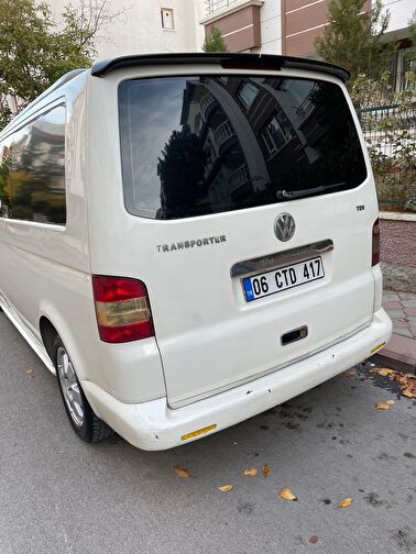 VOLKSWAGEN TRANSPORTER