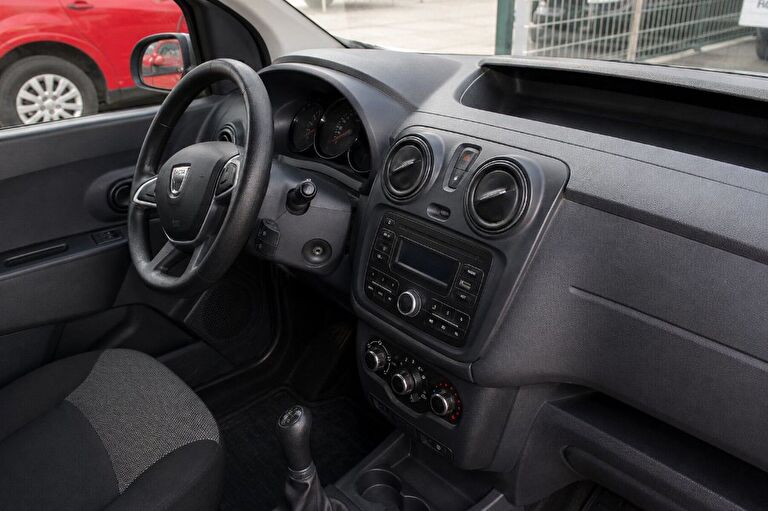 DACIA DOKKER