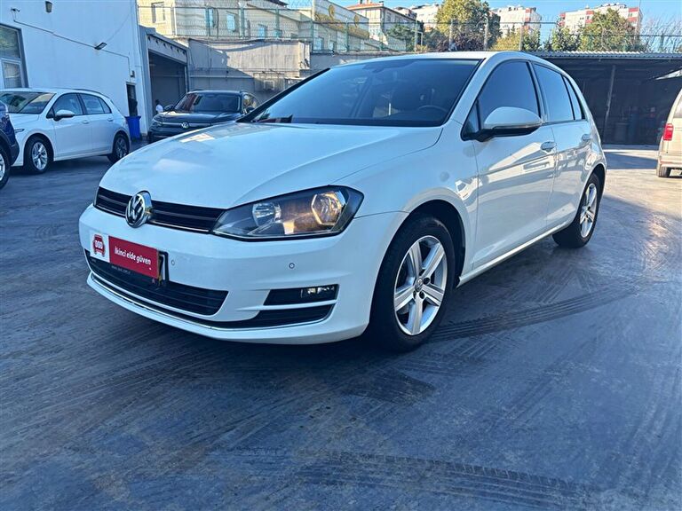 VOLKSWAGEN GOLF
