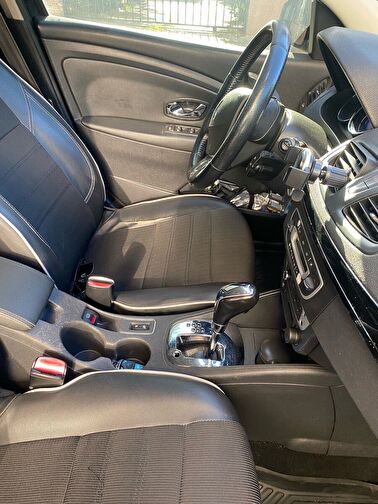 RENAULT FLUENCE