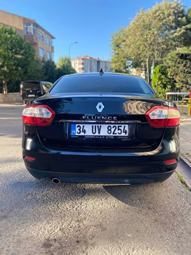 RENAULT FLUENCE