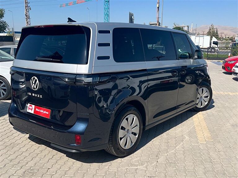 VOLKSWAGEN ID. BUZZ