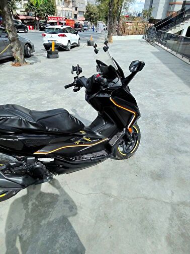Honda NSS250 (Forza 250)