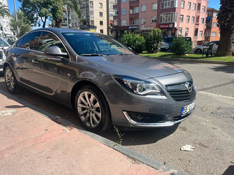 OPEL INSIGNIA