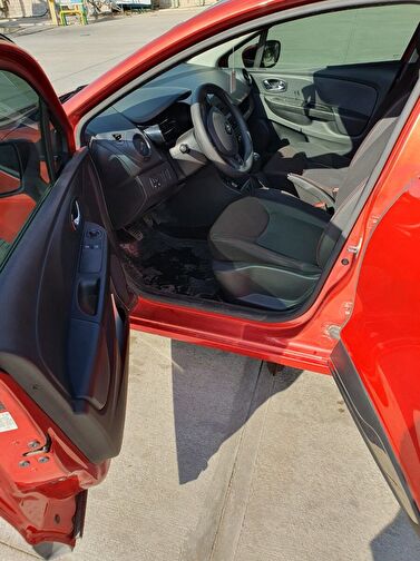 RENAULT CLIO SPORT TOURER