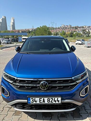 VOLKSWAGEN T-ROC