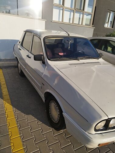 RENAULT R 12