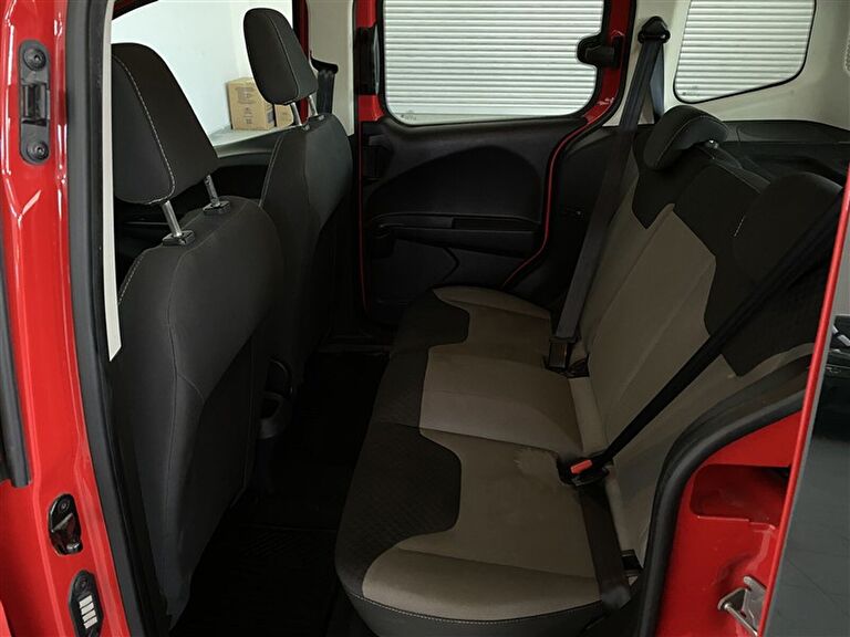FORD TOURNEO COURIER