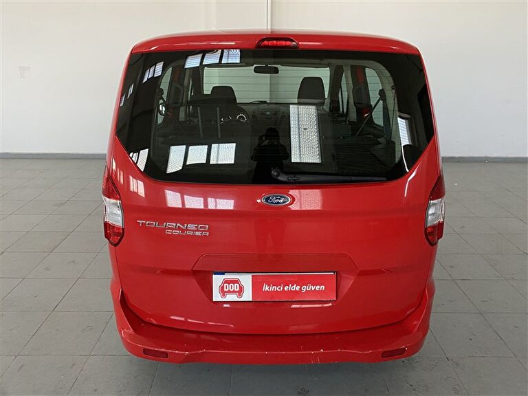 FORD TOURNEO COURIER