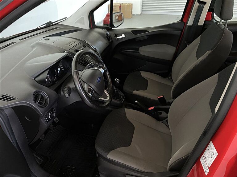 FORD TOURNEO COURIER