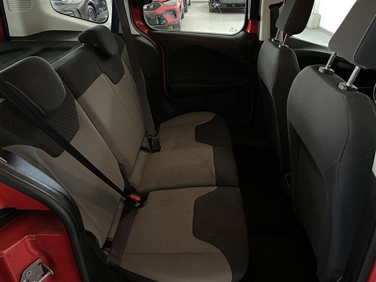 FORD TOURNEO COURIER