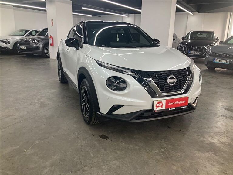 NISSAN JUKE
